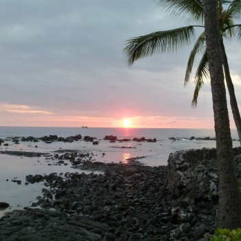 Calm Pacific Ocean in Hawai'i